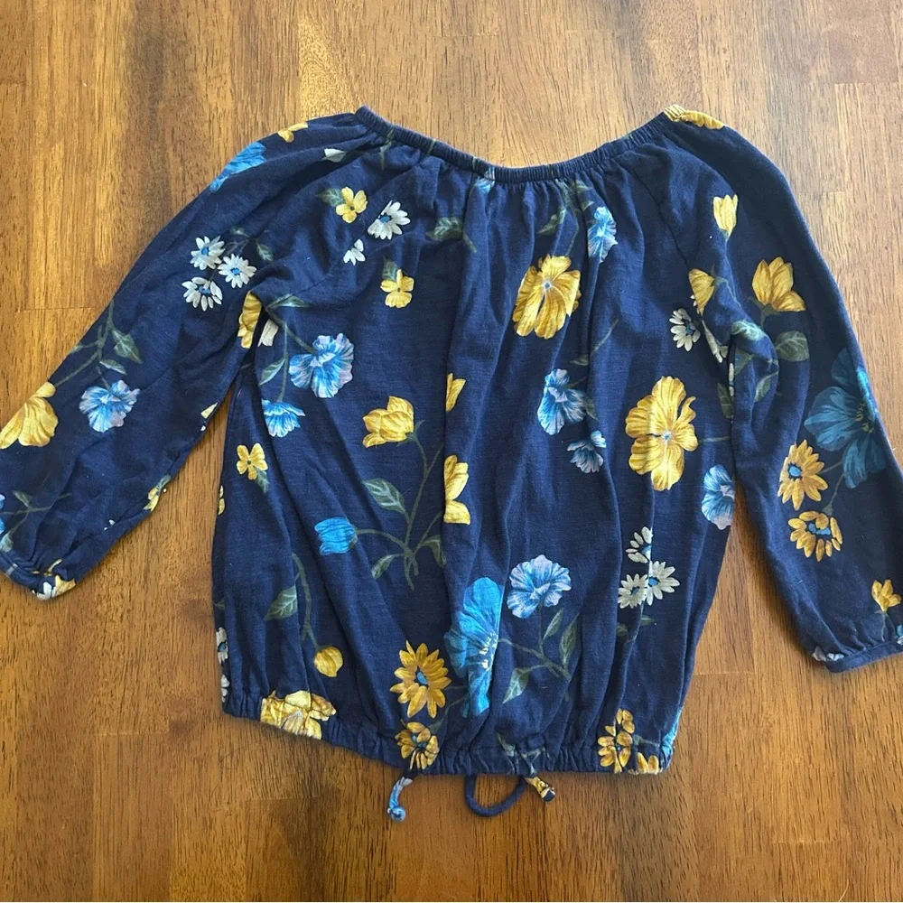Old Navy Girls XS (5) Navy Floral Long Sleeve Peasant Top w/ Drawstring Hem